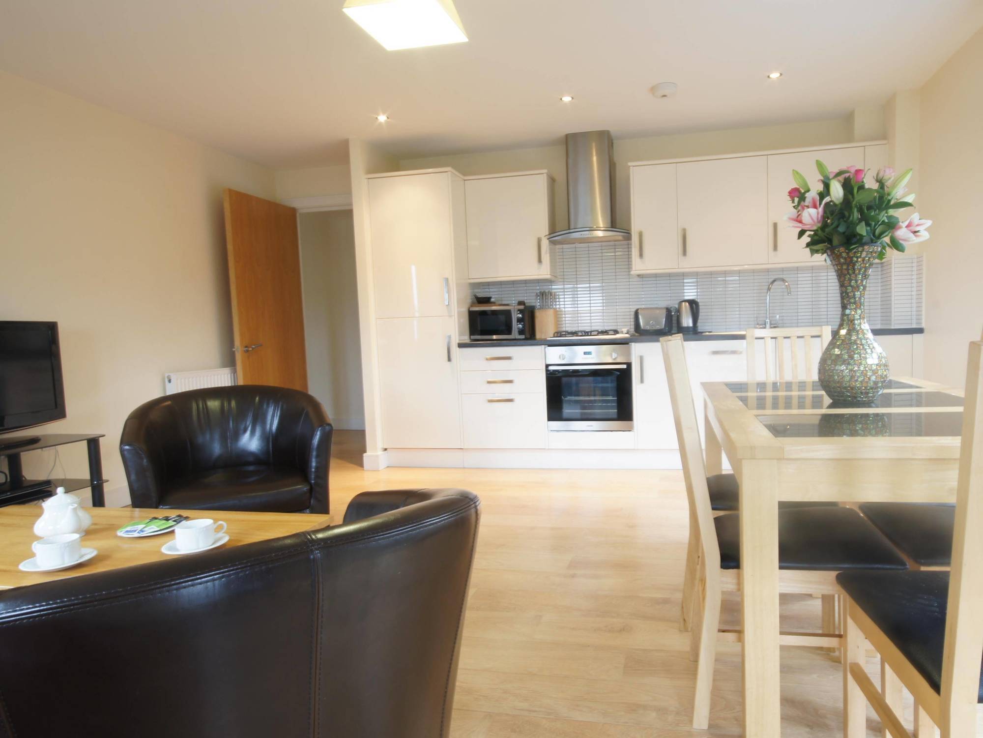 Lodge Drive Serviced Apartments Enfield Eksteriør billede